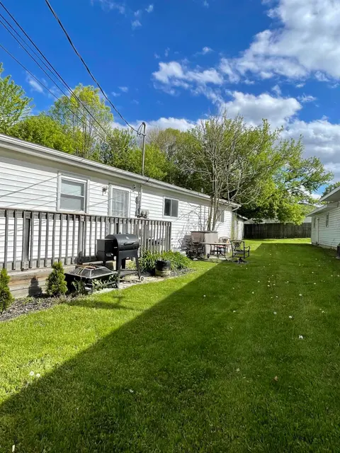 2026 James Avenue, Owosso MI 48867 photo 3