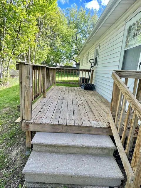 2026 James Avenue, Owosso MI 48867 photo 4