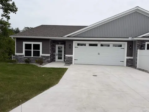 7615 Cole Lane, Midland MI 48642 photo 1