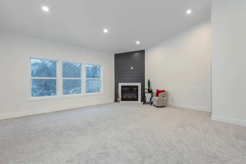 7615 Cole Lane, Midland MI 48642 photo 4