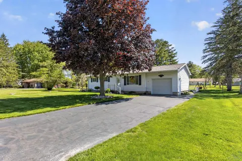 1323 Joseph Street, Saginaw MI 48638 photo 2