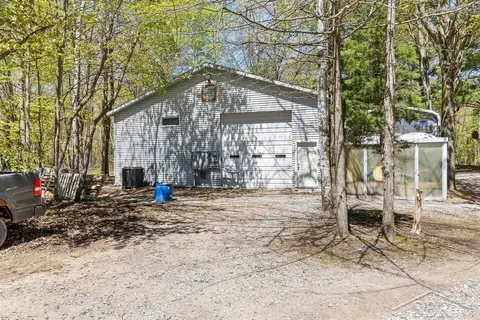 3901 E Monroe Road, Midland MI 48642 photo 2