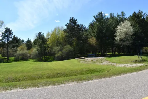 5473 Eastchester Way, Gladwin MI 48624 photo 1