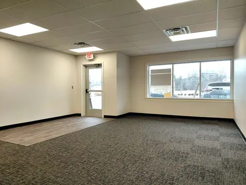 1585 W Center Road, Essexville MI 48732 photo 1
