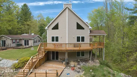 1724 Middle Point Drive, Alger MI 48610 photo 1