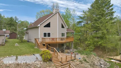 1724 Middle Point Drive, Alger MI 48610 photo 2