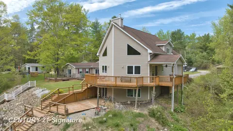 1724 Middle Point Drive, Alger MI 48610 photo 3