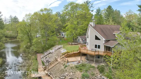 1724 Middle Point Drive, Alger MI 48610 photo 4