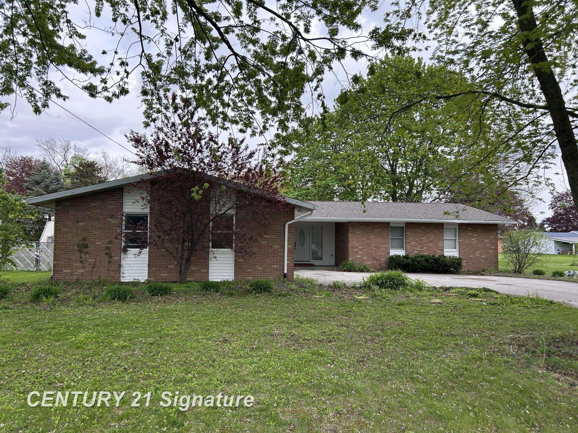5144 Heidi Lane, Saginaw MI 48604 photo 1
