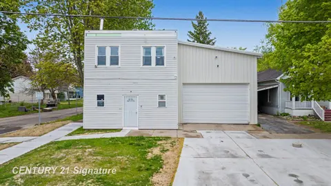 1300 S Wheeler Street, Saginaw MI 48602 photo 2