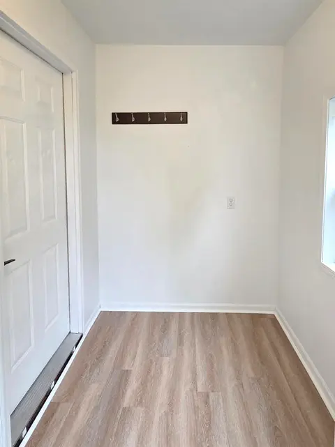 103 E Vermont Street, Bay City MI 48706 photo 2