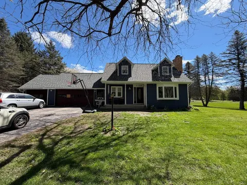 2206 N 5 Mile Road, Midland MI 48642 photo 1