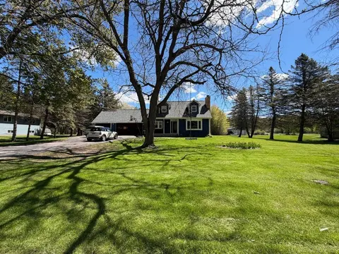 2206 N 5 Mile Road, Midland MI 48642 photo 2