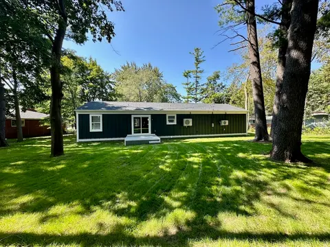 2588 E Greendale Drive, Saginaw MI 48603 photo 5