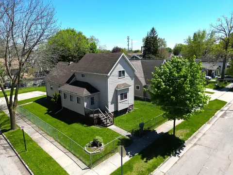 401 Stanton Street, Bay City MI 48708 photo 3