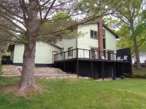 2119 Middle Haven Drive, Gladwin MI 48624 photo 2