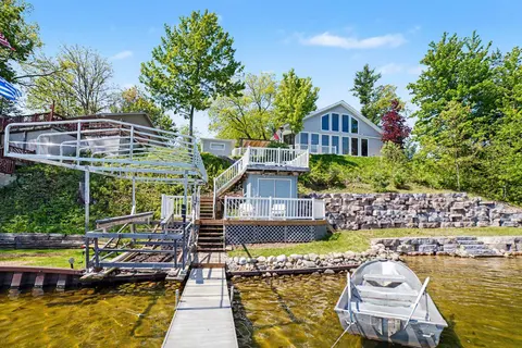 381 W Long Lake Drive, Harrison MI 48625 home for sale