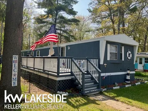 5871 Port Austin Road, Caseville MI 48725 photo 1