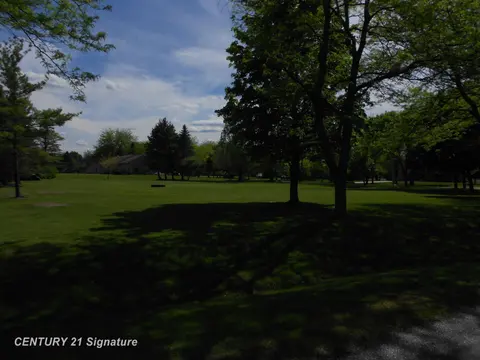N Sunningdale Street, Saginaw MI 48604 photo 5