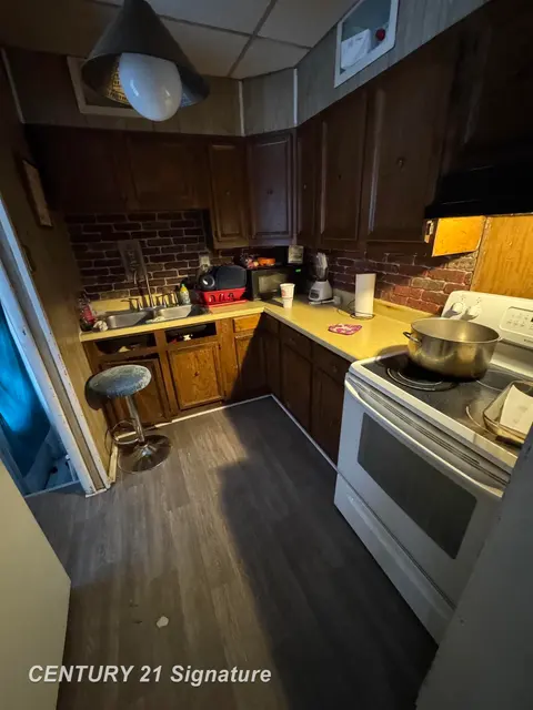 1815 State Street, Saginaw MI 48602 photo 3