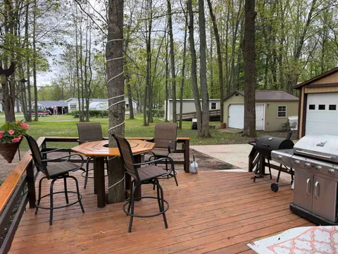 2245 Edgewood Drive, Farwell MI 48622 photo 2