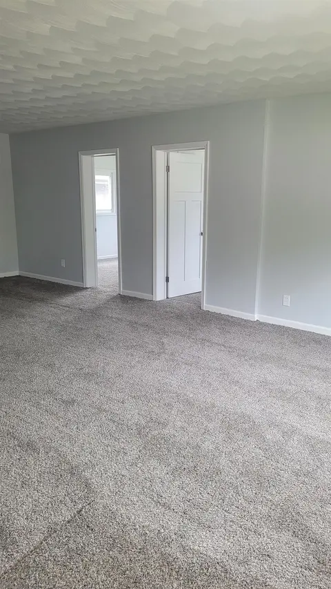 1007 S Shiawassee Street, Owosso MI 48867 photo 4