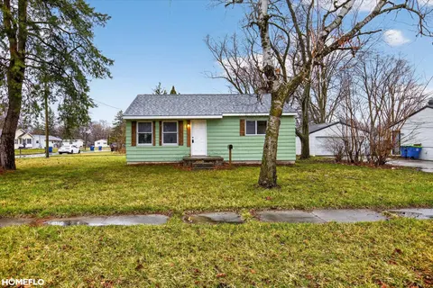 5025 Lodge Street, Saginaw MI 48601 photo 1