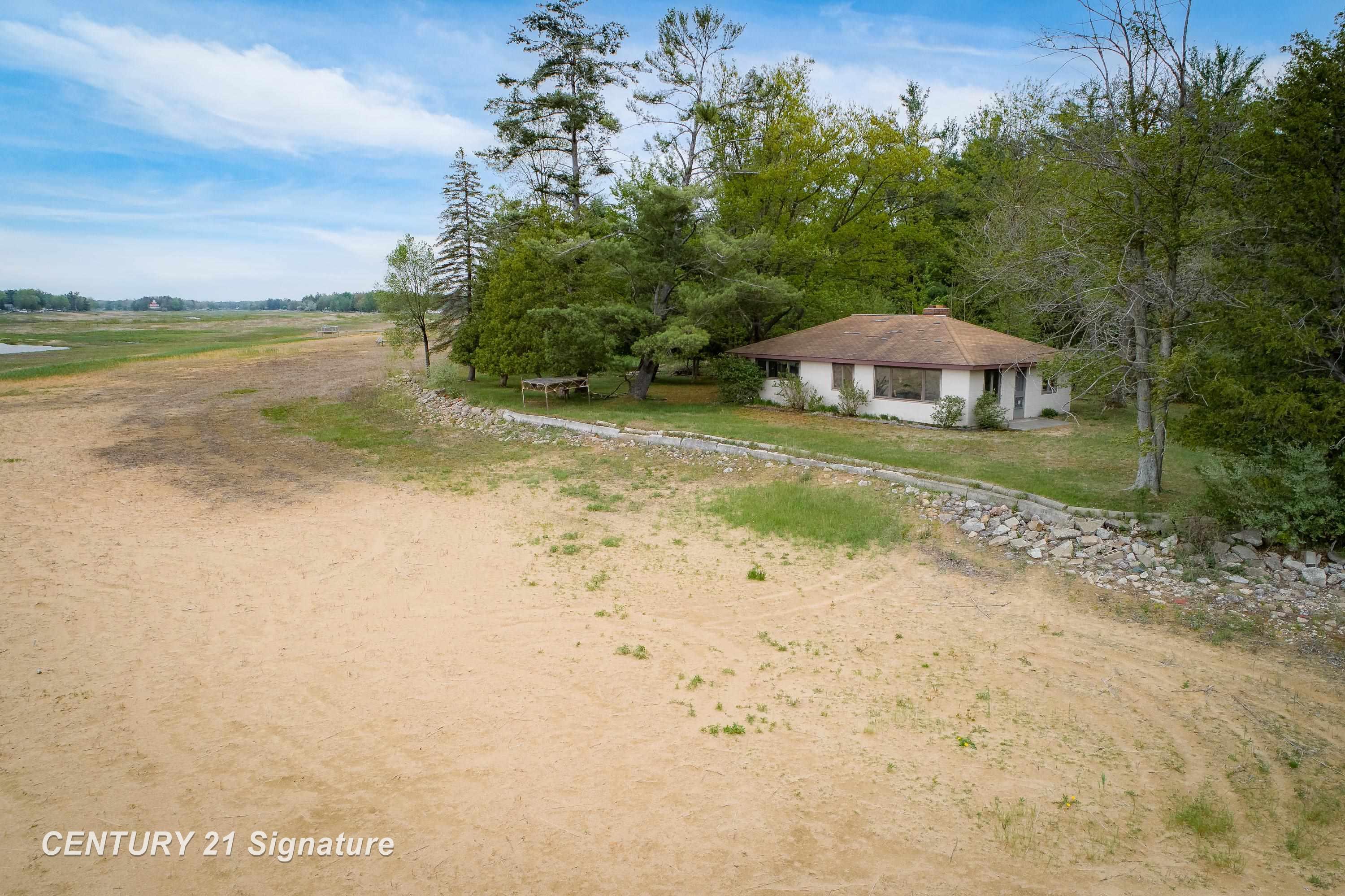 5242 Ostlund Drive, Hope MI 48628 photo 1