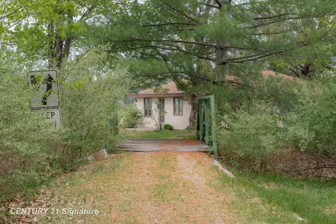 5242 Ostlund Drive, Hope MI 48628 photo 3