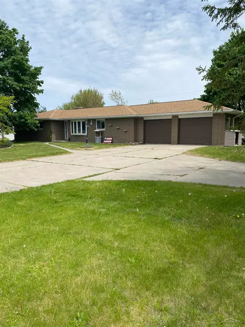 1032 N Hemlock Road, Hemlock MI 48626 photo 2