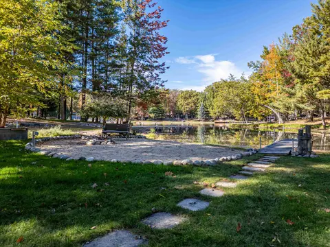 4460 Queens Way, Gladwin MI 48624 photo 3