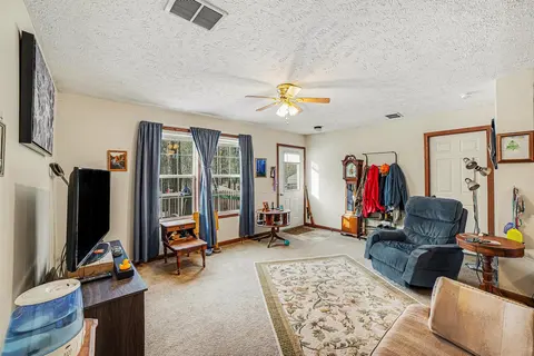 2738 Lakeshore Drive, Gladwin MI 48624-7811 photo 4