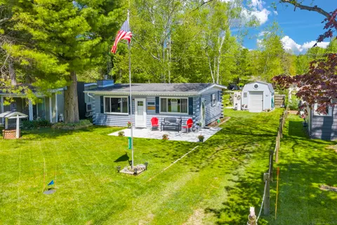 6373 Sunnyside Drive, Deckerville MI 48427 photo 2