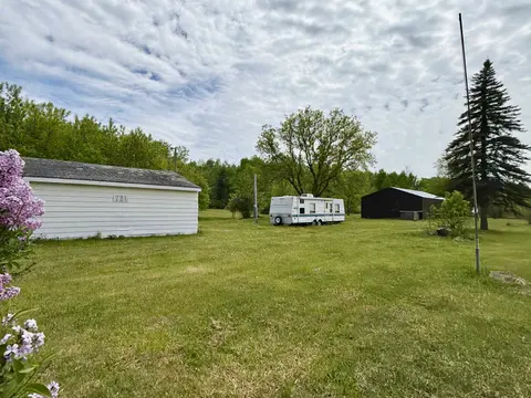 721 S M-30 Highway, Gladwin MI 48624 photo 1