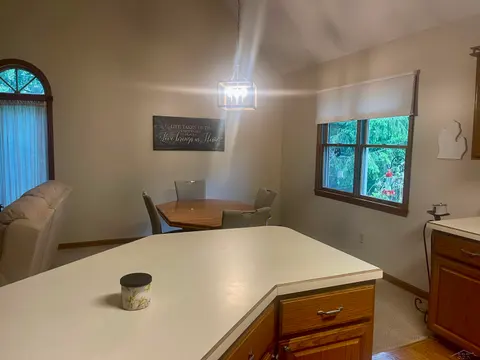 11279 Sarle Road, Freeland MI 48623 photo 3