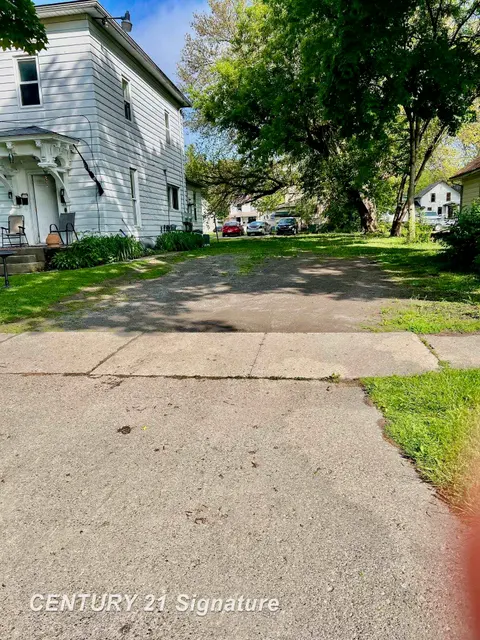 515 N Harrison Street, Saginaw MI 48602 photo 5