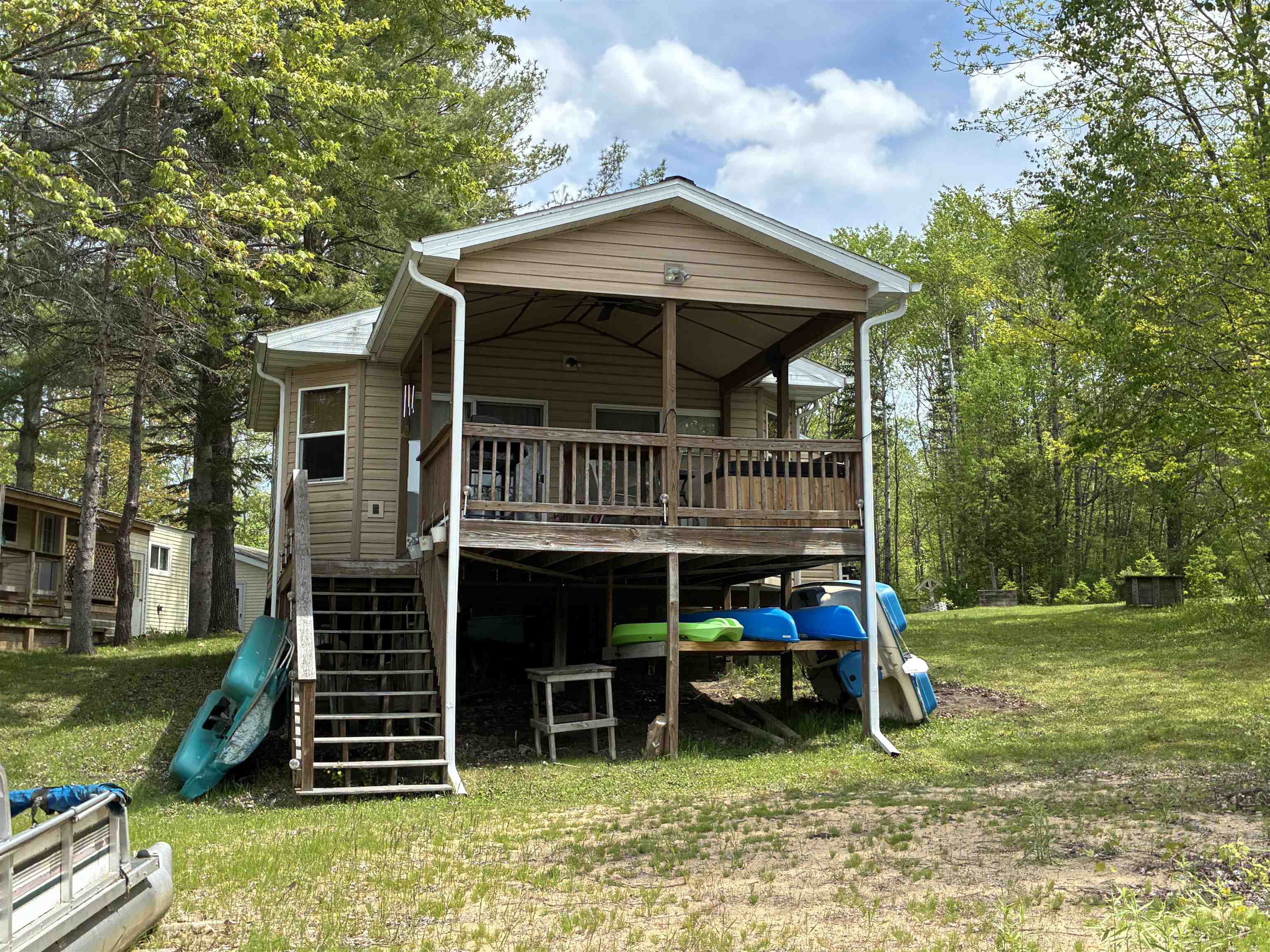 5882 Lakeside Drive, Gladwin MI 48624 photo 1