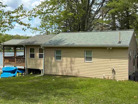 5882 Lakeside Drive, Gladwin MI 48624 photo 4