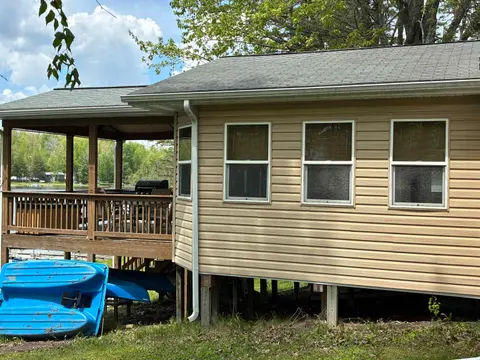 5882 Lakeside Drive, Gladwin MI 48624 photo 5