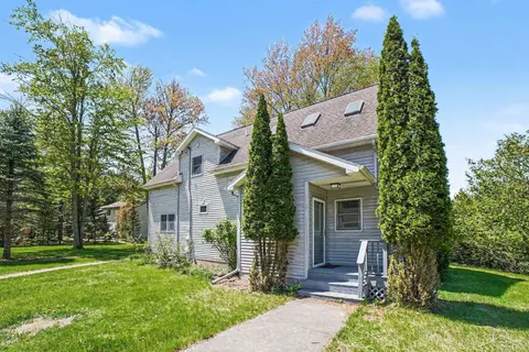 1019 Siesta Drive, Gladwin MI 48624 photo 2
