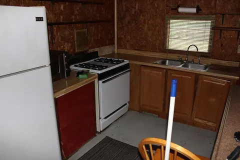 1197 Pineview Road, Harrison MI 48625 photo 3
