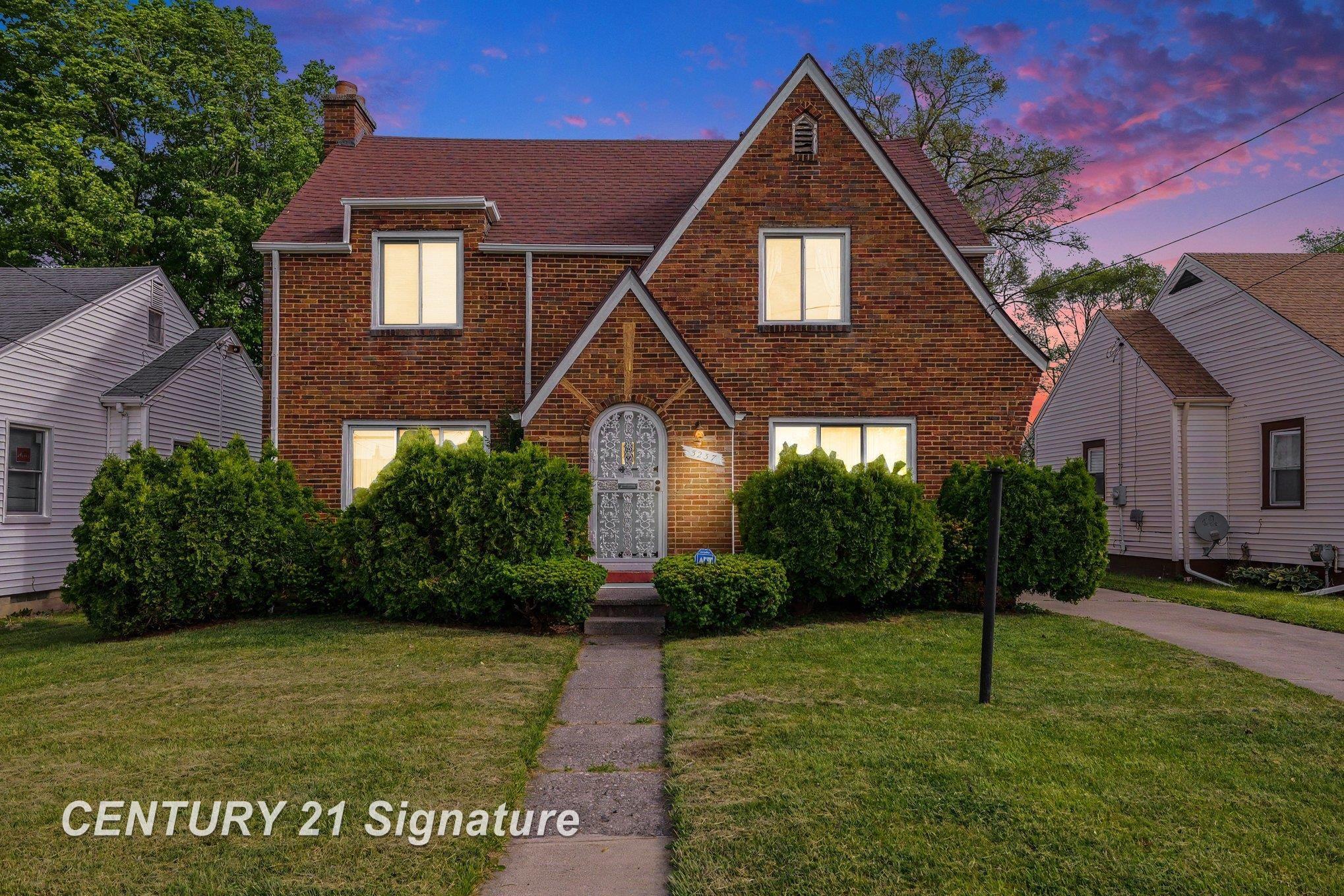 3237 Carter Street, Saginaw MI 48601 photo 1