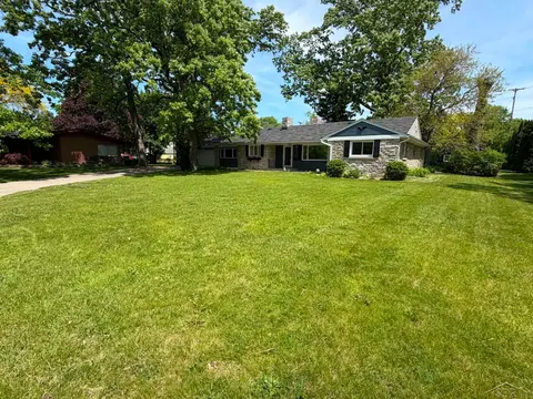 3 Orchard Court, Essexville MI 48732 photo 3