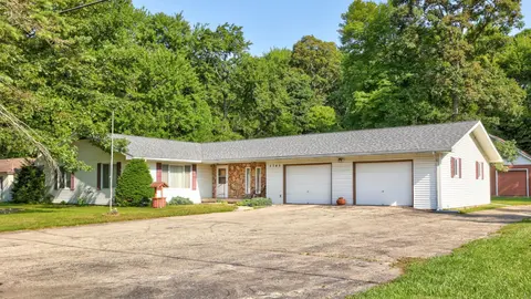 5745 E Townline Road, Birch Run MI 48415 photo 2