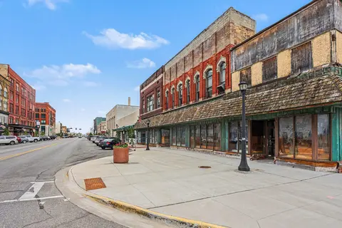 702 Washington Avenue, Bay City MI 48708 photo 4