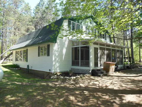 5871 Edith Schneider Road, Harrison MI 48625 photo 2
