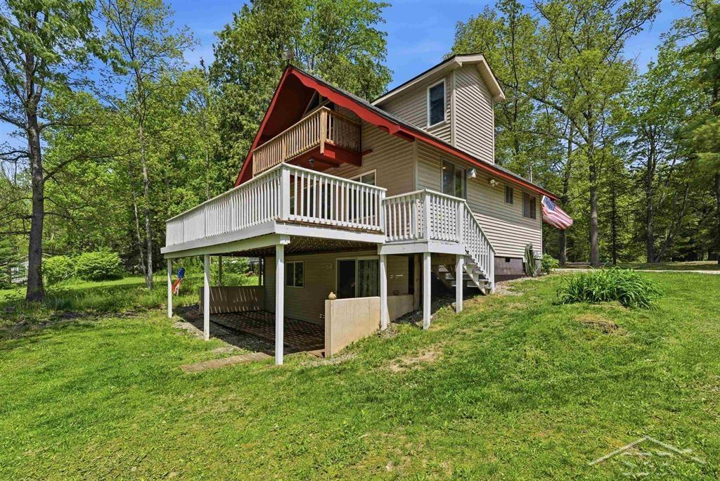 2710 S Whitney Beach Road, Beaverton MI 48612 photo 1