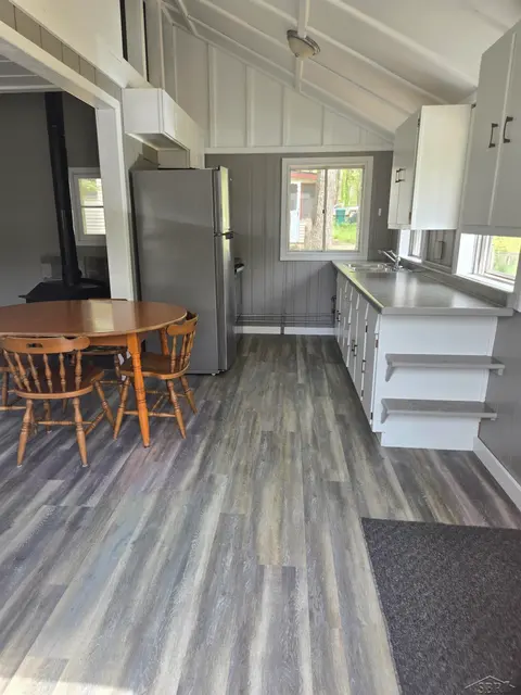 5419 Custer Drive, Harrison MI 48625 photo 3