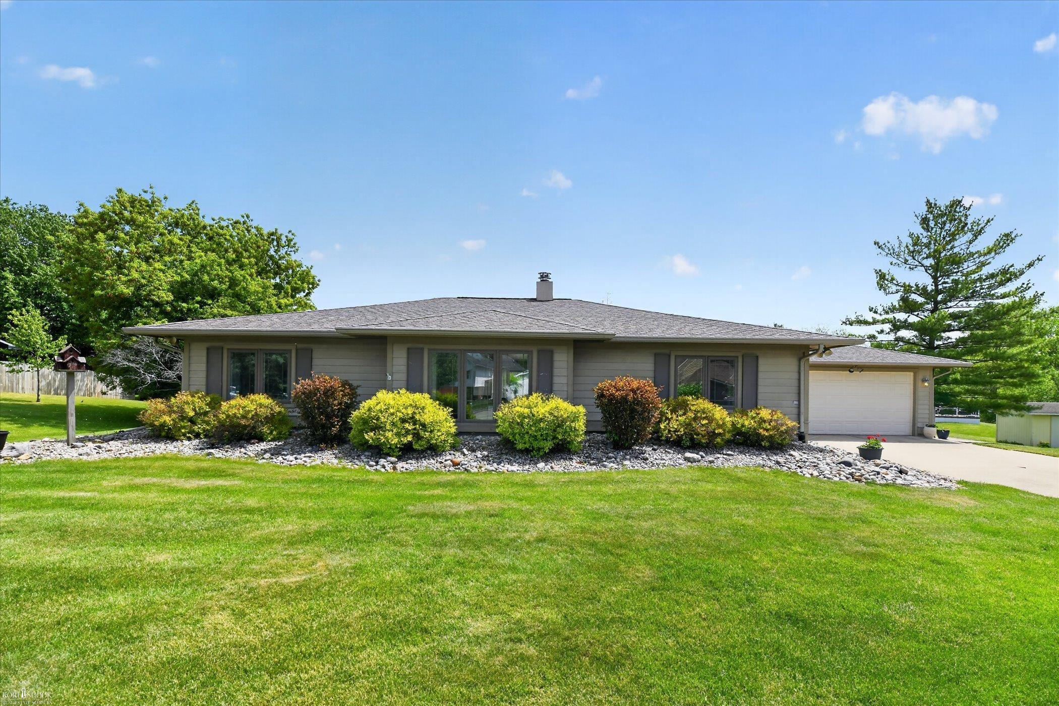 1012 Wood Court, Owosso MI 48867 photo 1