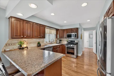 1012 Wood Court, Owosso MI 48867 photo 3
